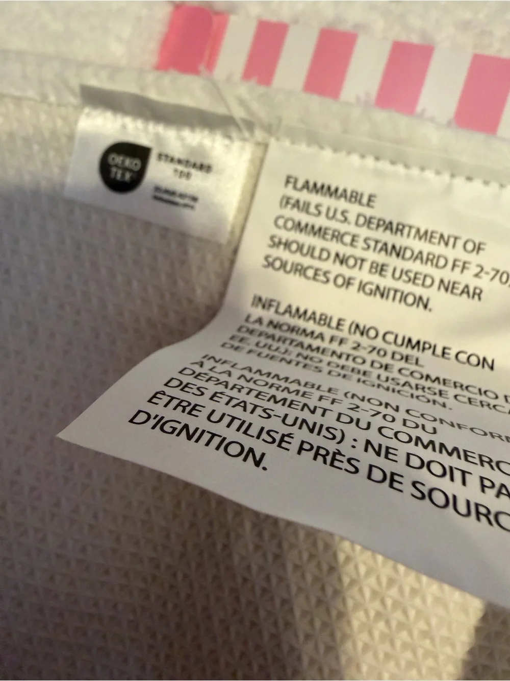 NWT Hello Kitty Fuzzy Bath Rug/ Mat Bathroom White 25 “ x 30 “